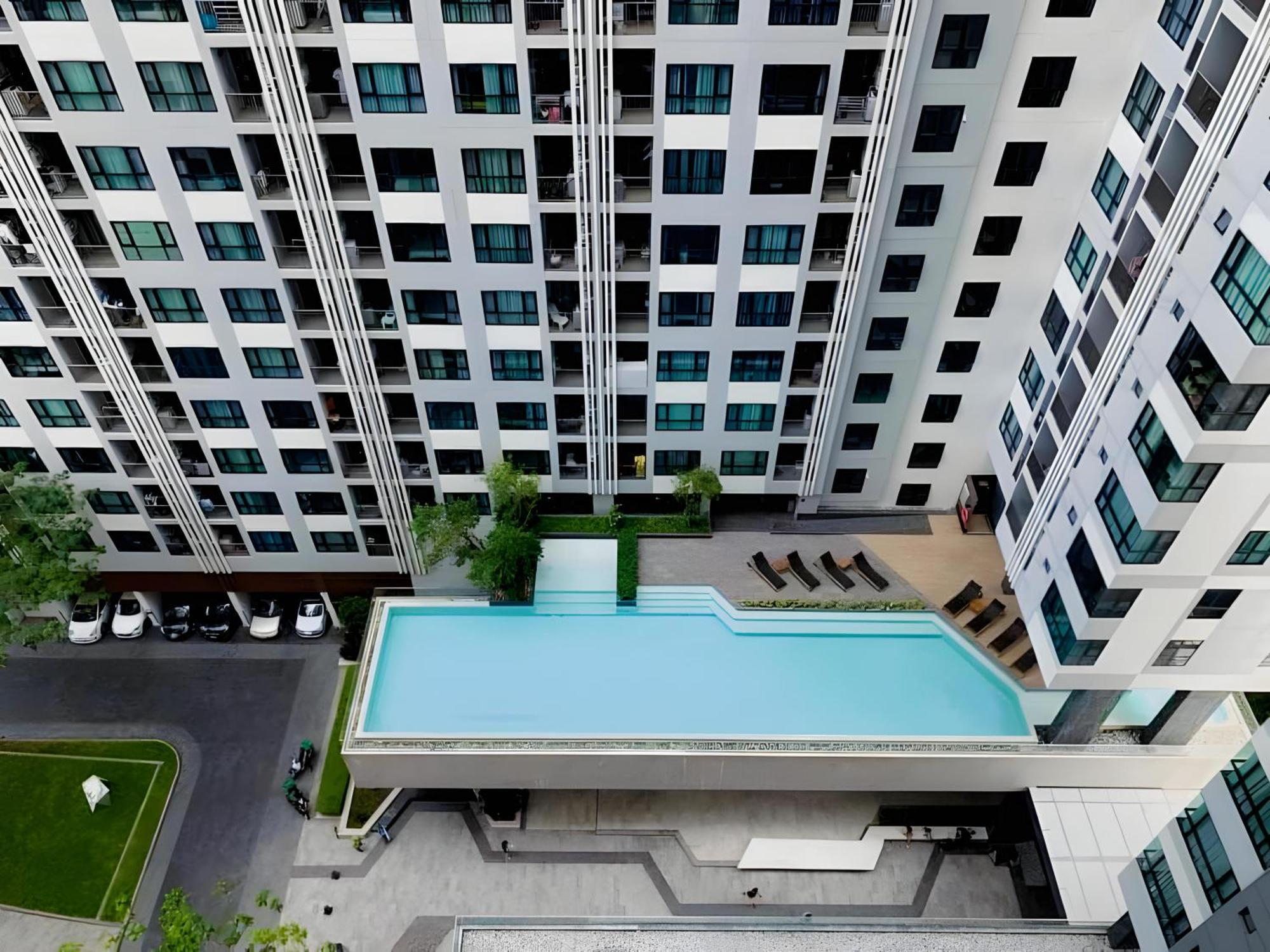 The Base Apartments At Central Pattaya Dış mekan fotoğraf