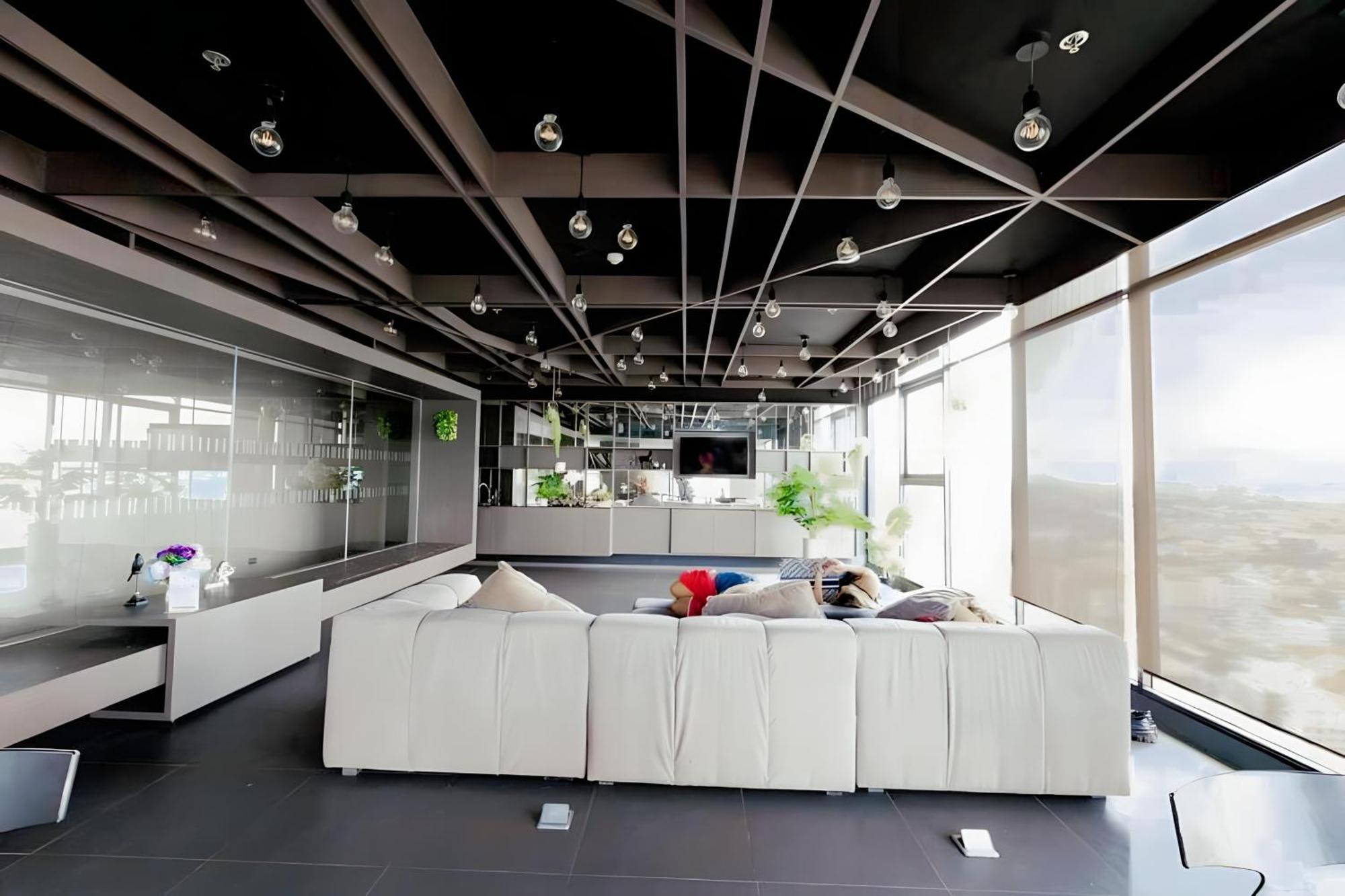 The Base Apartments At Central Pattaya Dış mekan fotoğraf