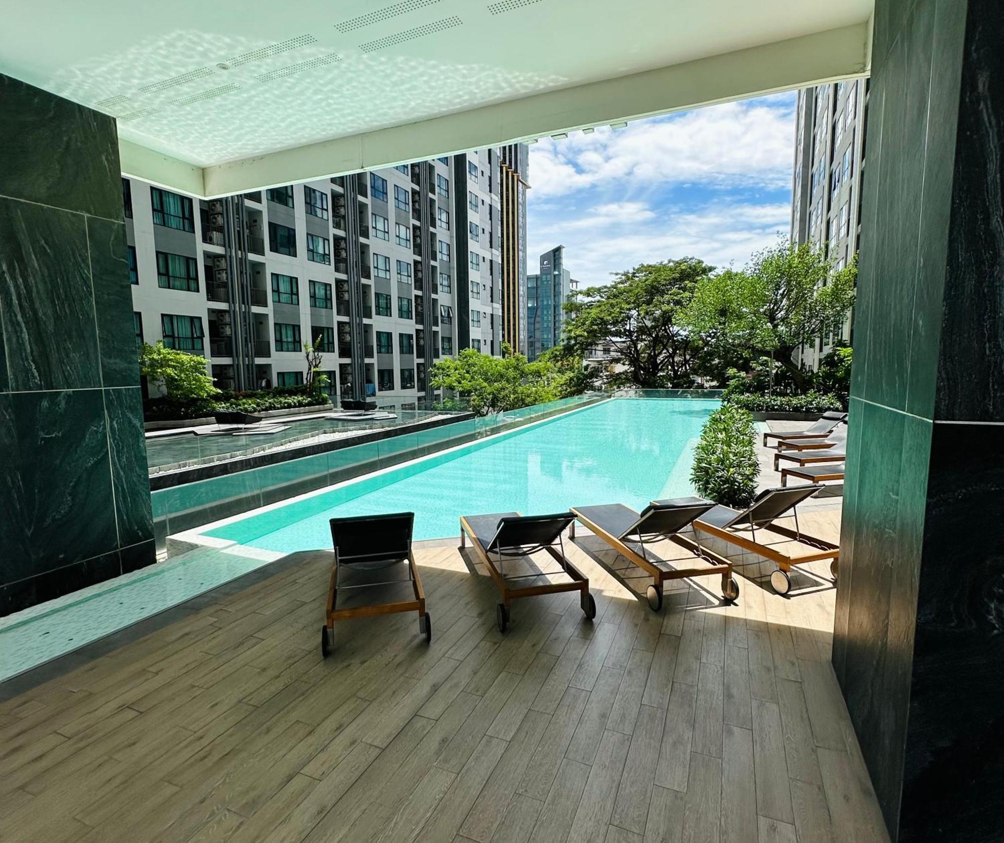 The Base Apartments At Central Pattaya Dış mekan fotoğraf