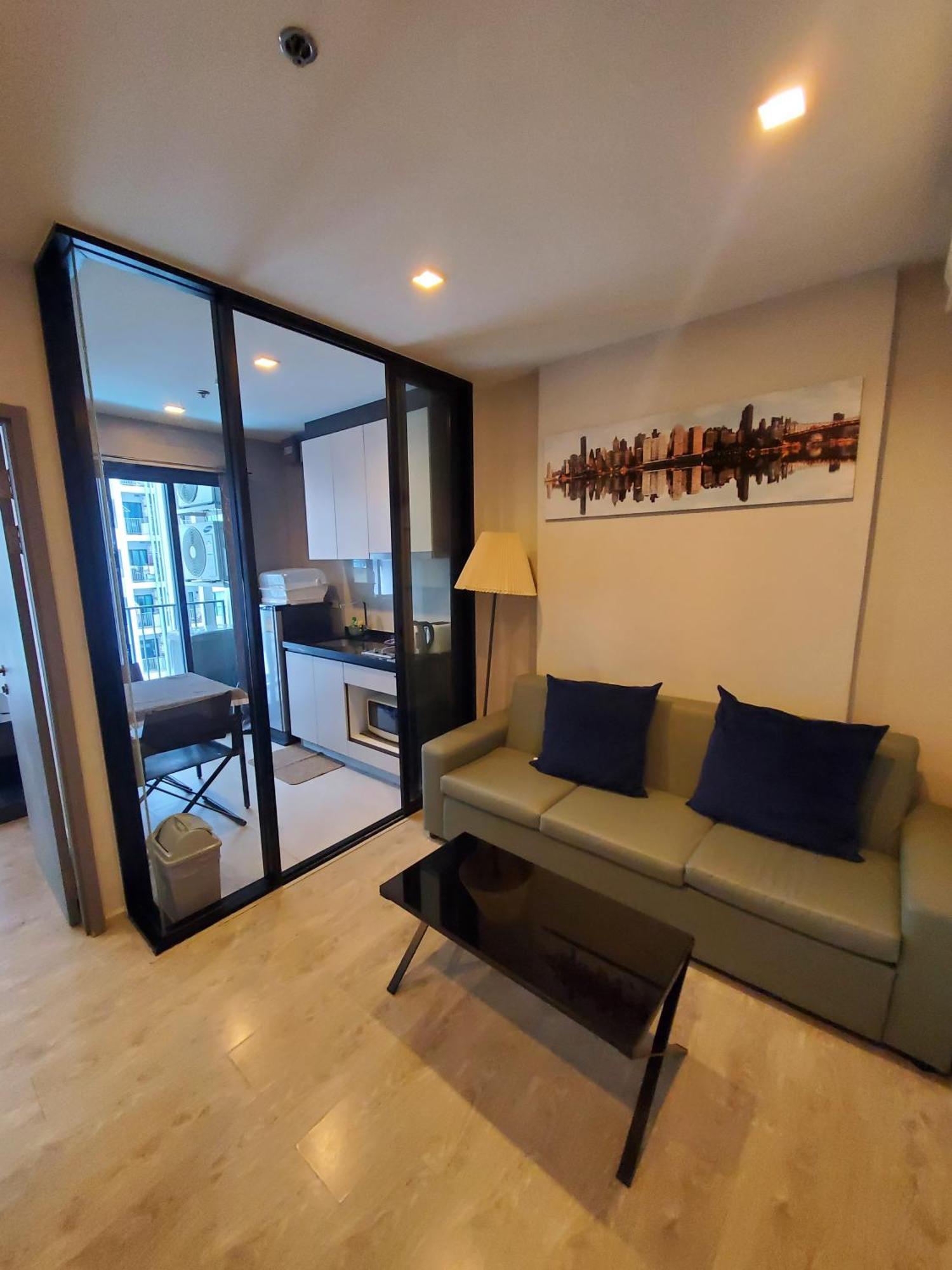 The Base Apartments At Central Pattaya Dış mekan fotoğraf
